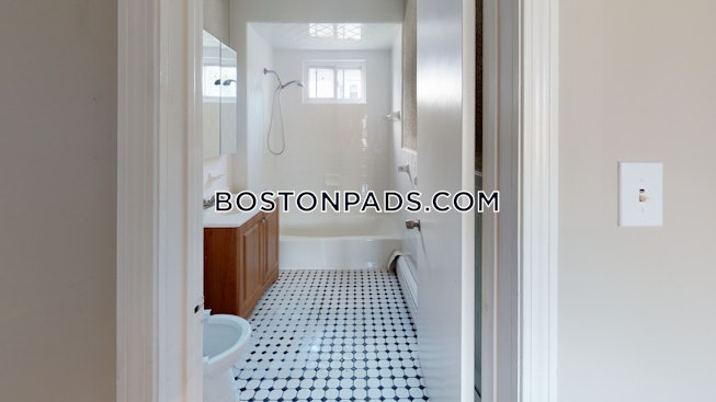 Somerville - $2,795+ /mo