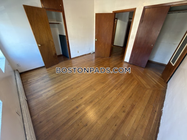 Boston - $4,000+ /mo