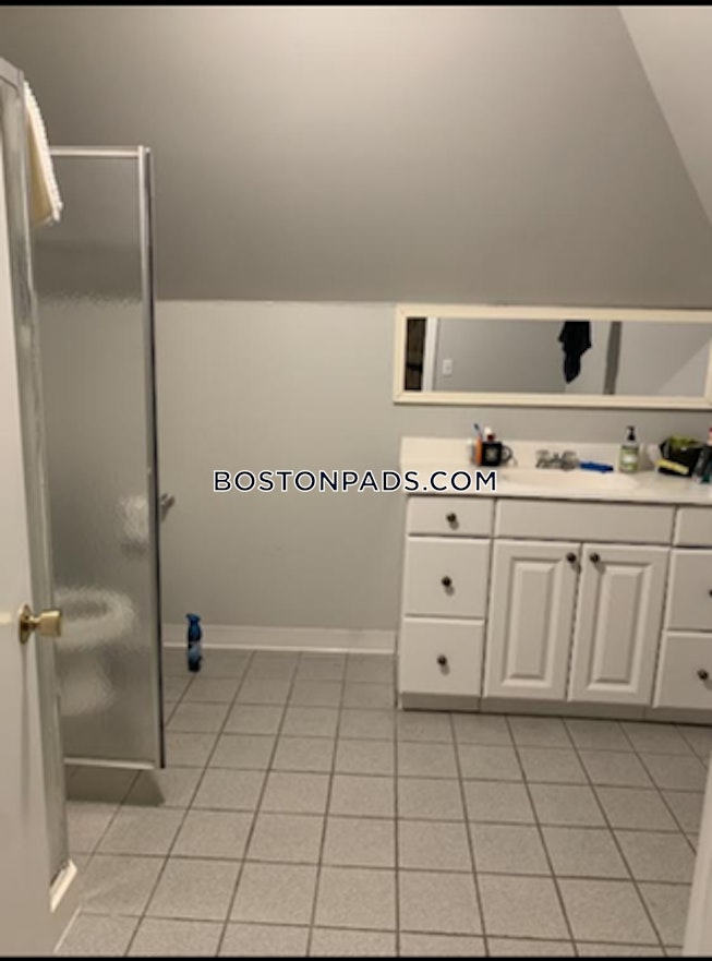 Newton - $7,200+ /mo