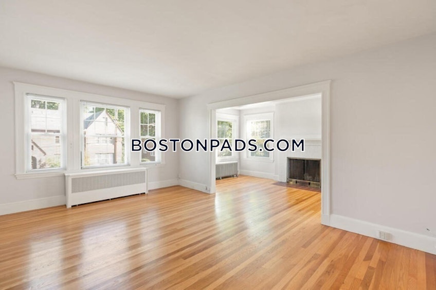 Newton - $5,300+ /month