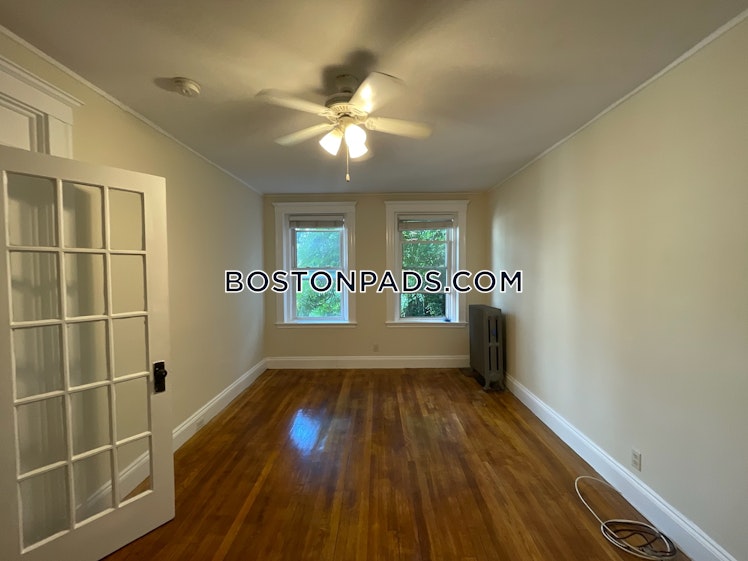 Brainerd Rd., Boston