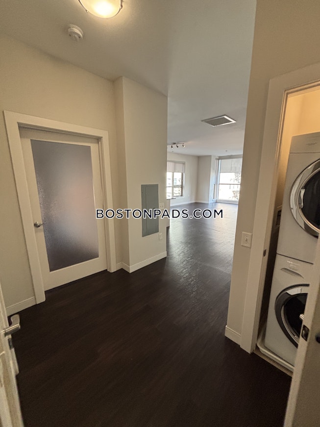 Boston - $4,062+ /mo