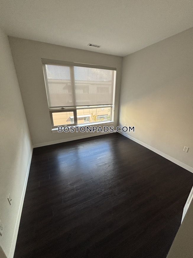 Boston - $4,062+ /mo