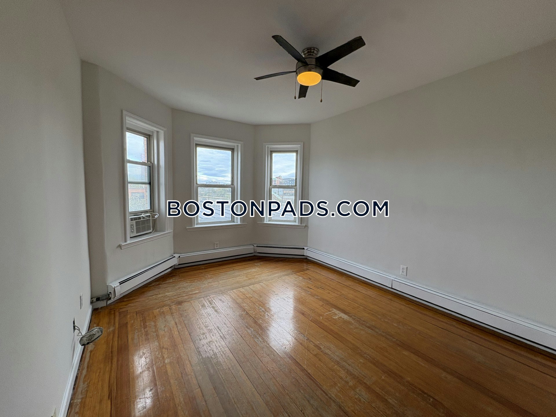 Boston - 3 Beds, 1.5 Baths