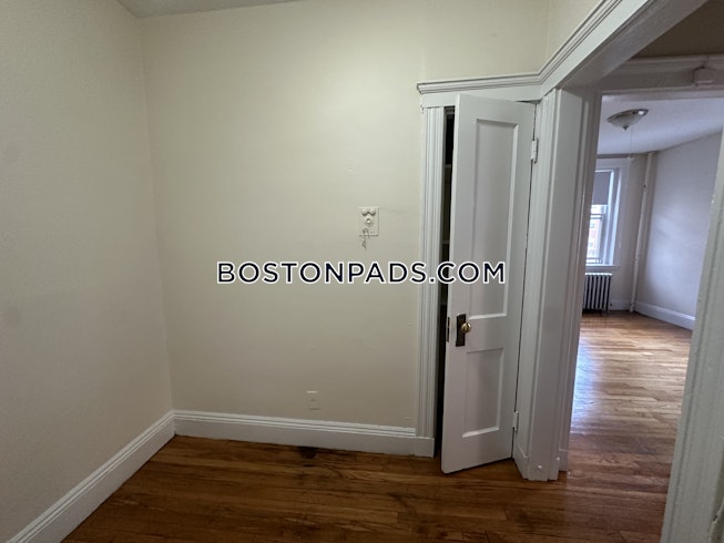 Boston - $2,100+ /mo