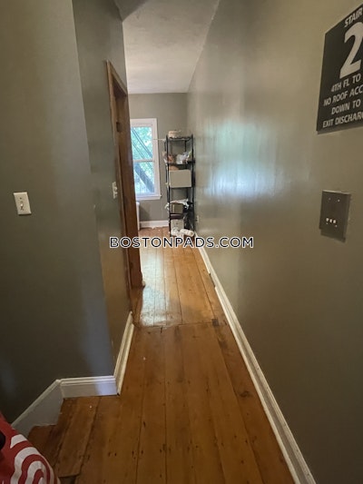 Mission Hill 6 Beds 4 Baths Boston - $9,900 No Fee