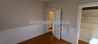 Folsom Ave. Roxbury Crossing