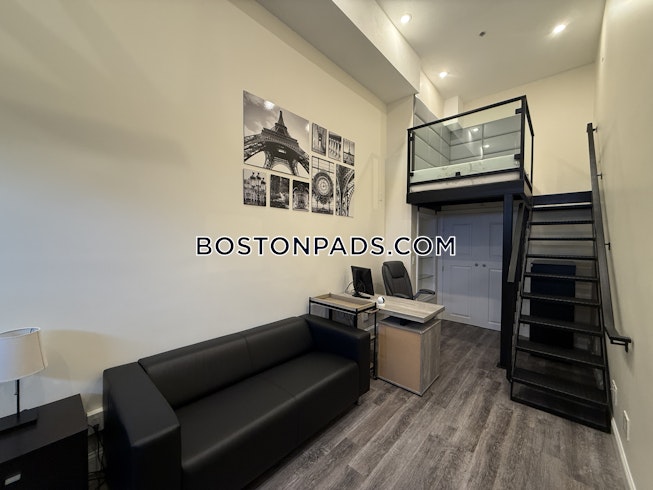 Boston - $3,500+ /mo