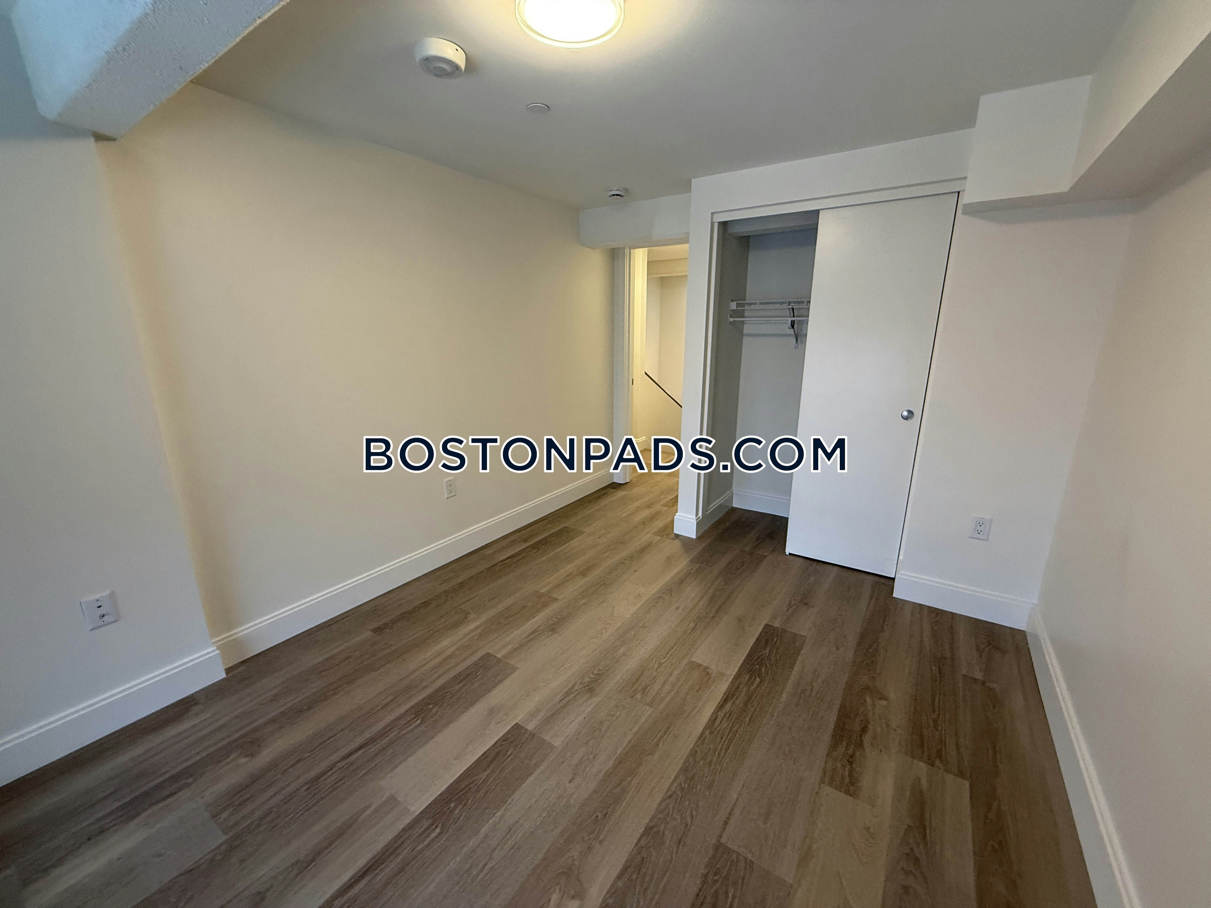 Boston - 2 Beds, 2.5 Baths