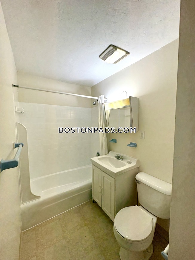Boston - $2,250+ /mo