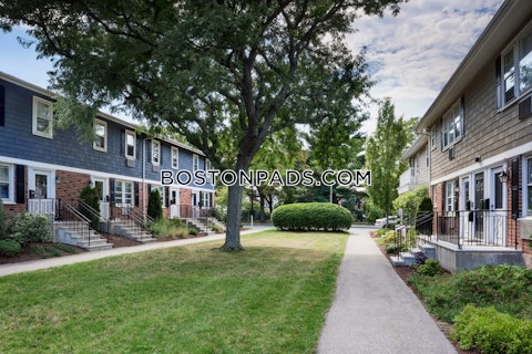 Brandywyne Dr. Boston photo 14