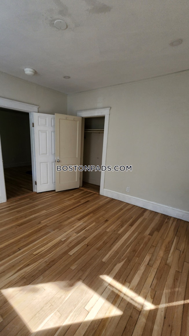 Boston - $2,800+ /mo