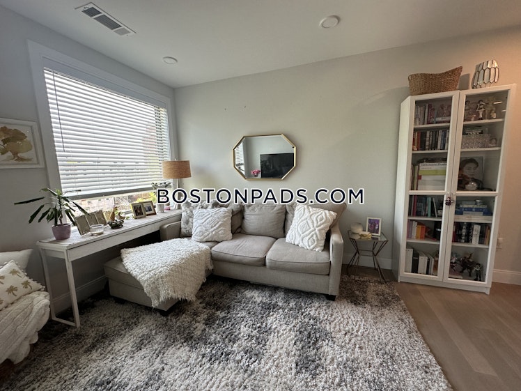 Liverpool St., Boston