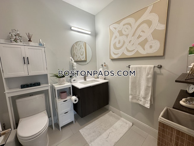 Boston - $2,800+ /mo