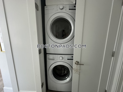 Liverpool St. Boston photo 16