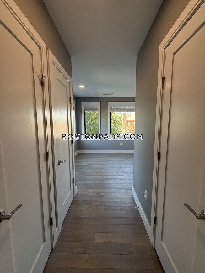 Boston - $2,800+ /mo