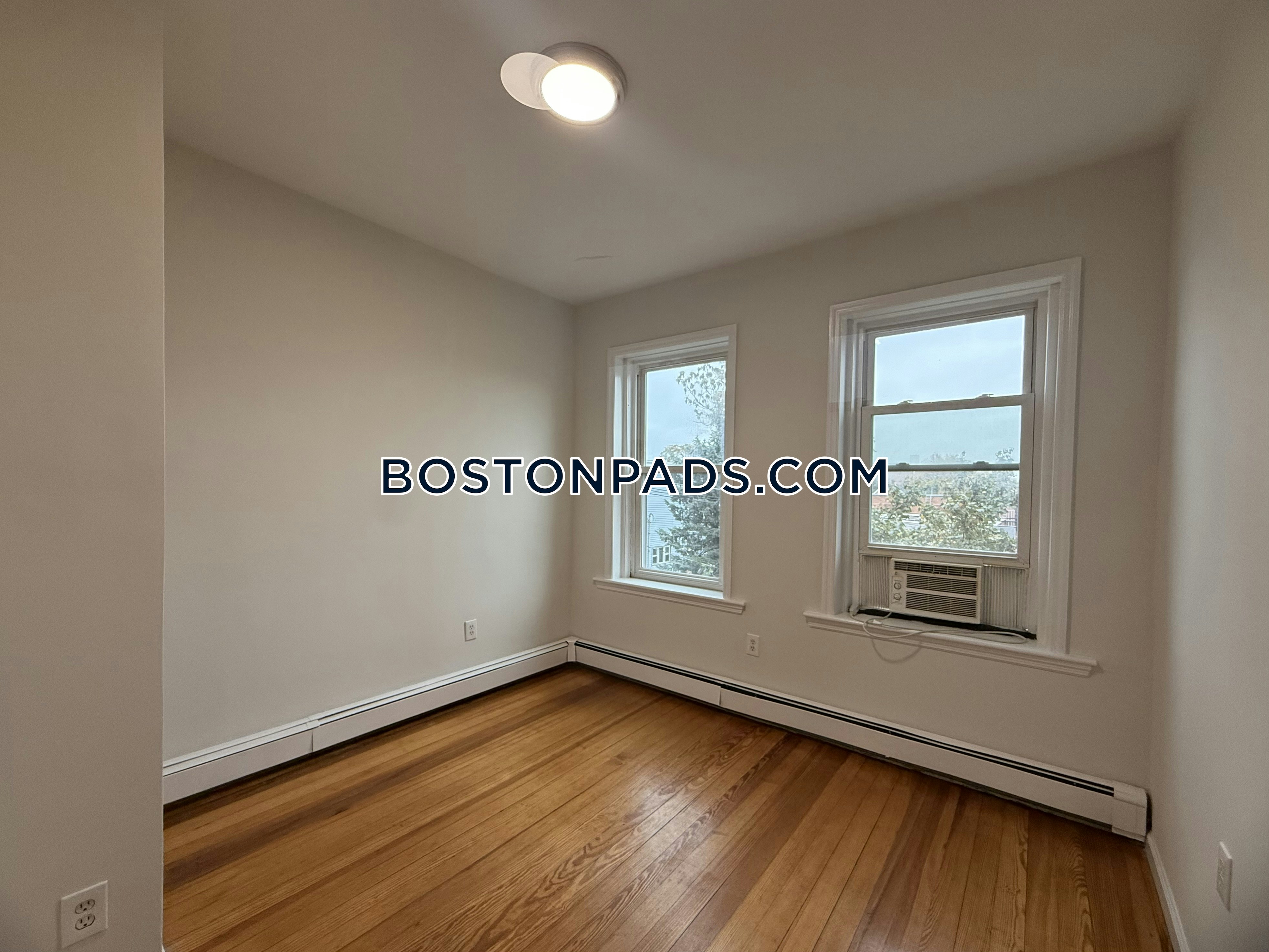 Boston - 3 Beds, 1.5 Baths