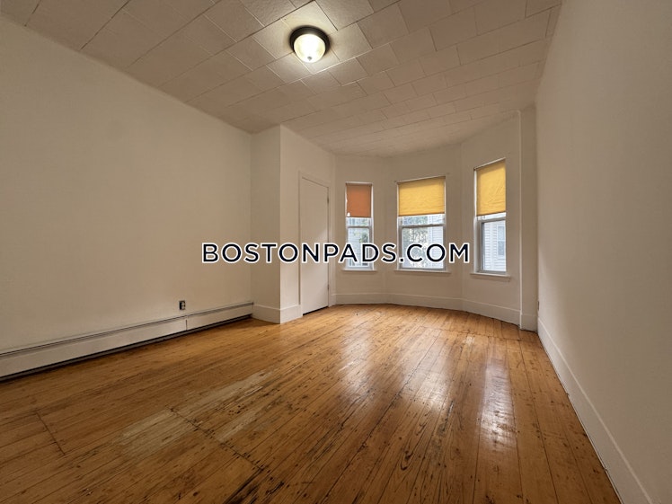 Torpie St., Roxbury Crossing