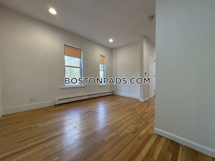 Torpie St., Roxbury Crossing