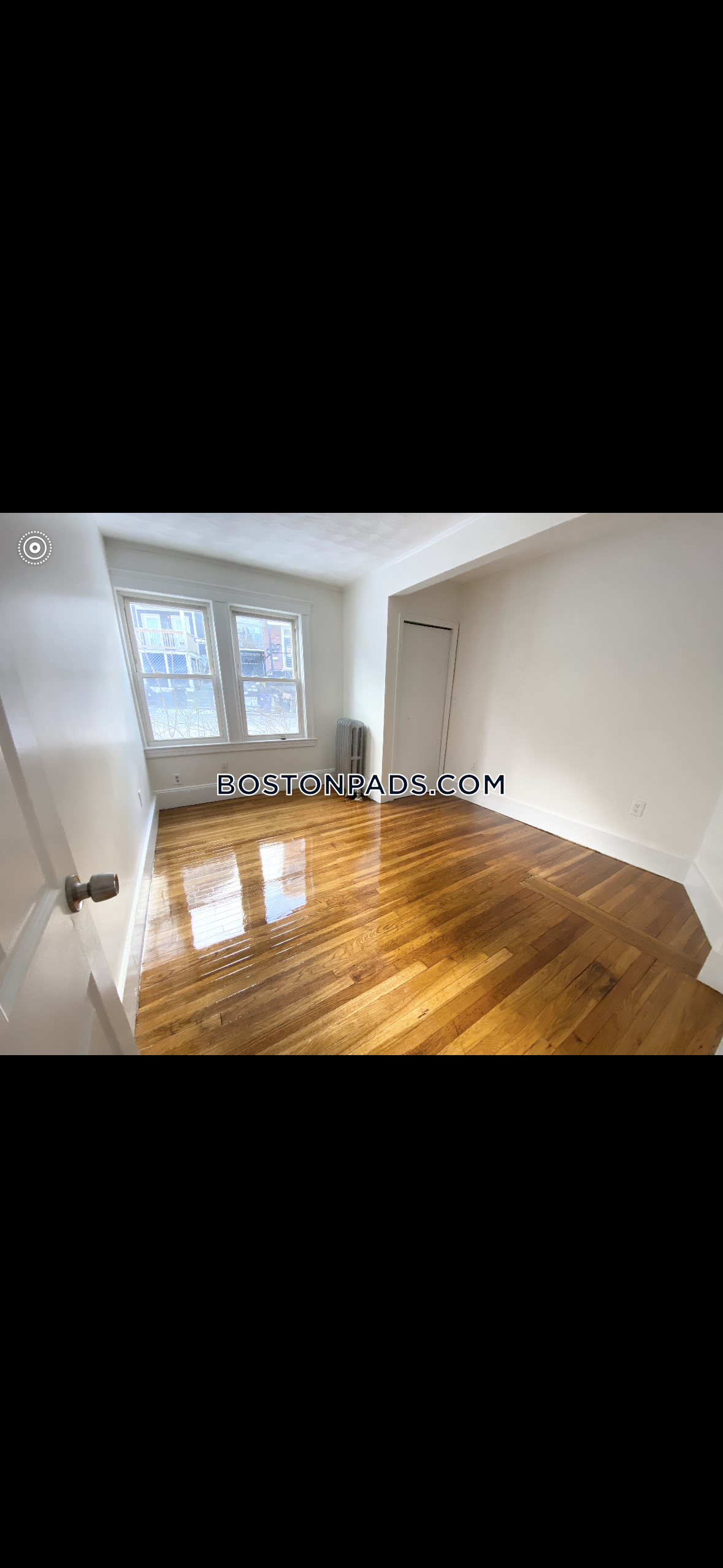 Boston - 5 Beds, 3 Baths