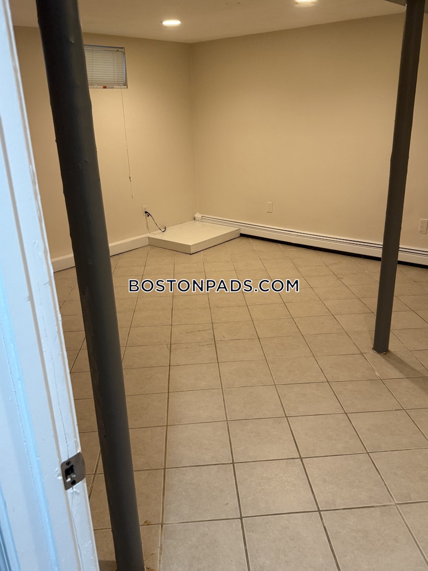 Woburn - $3,000+ /month