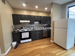 Huntington Ave./>, Boston