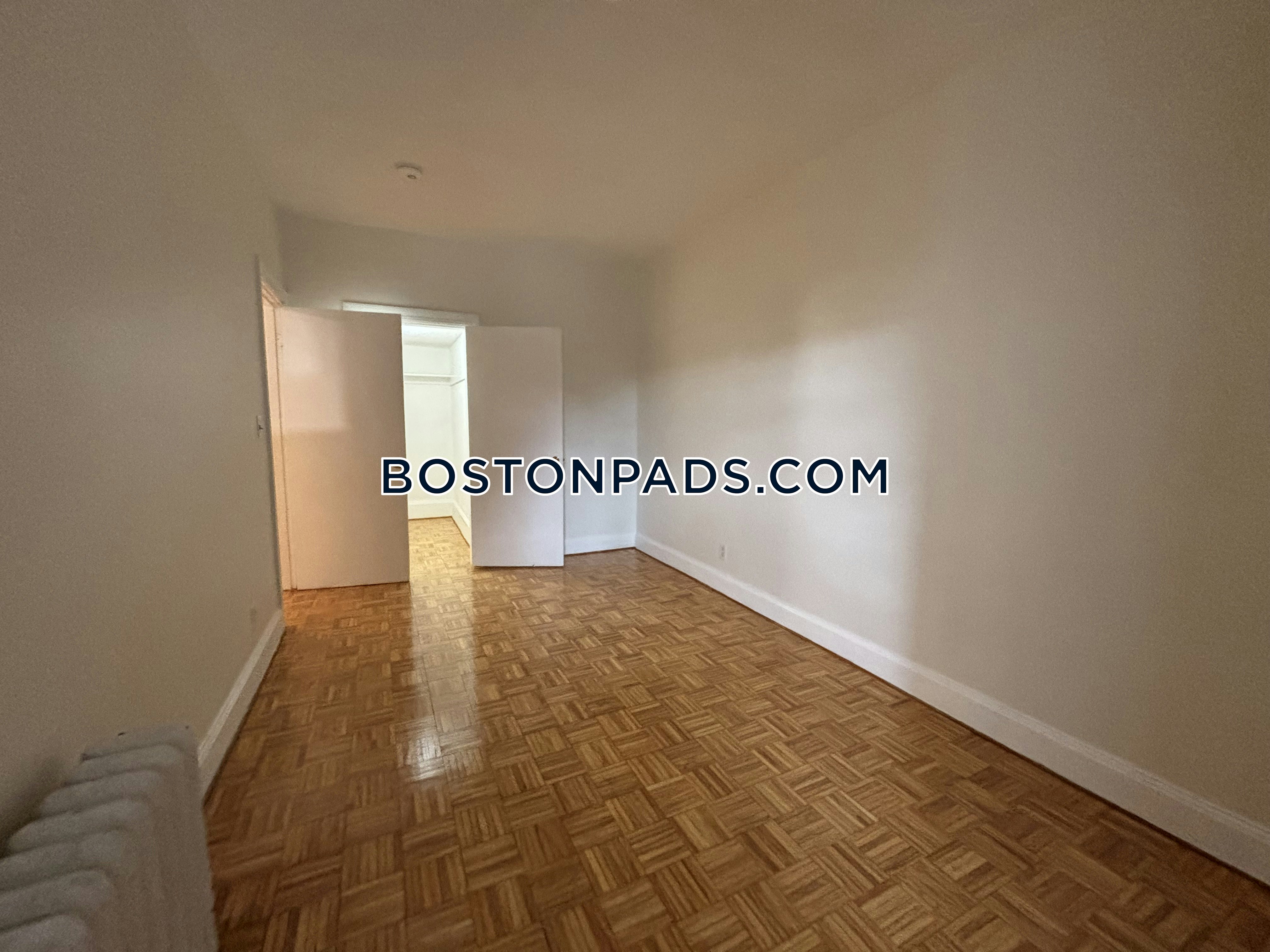 Boston - 1 Beds, 1 Baths