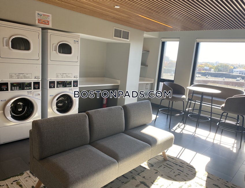 Boston - $5,550+ /month