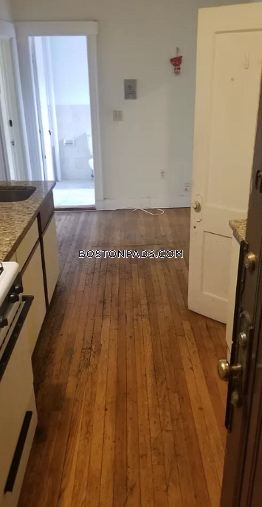 Boston - $3,900+ /month