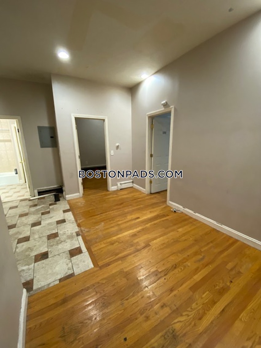 CHELSEA - 2 Beds, 1 Bath - Image 8