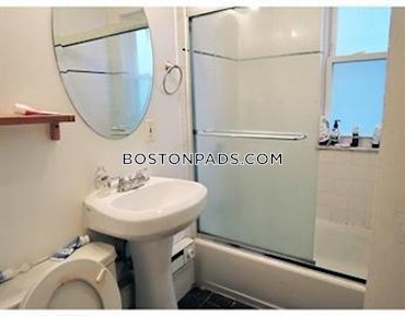 Boston - 9 Beds, 3 Baths
