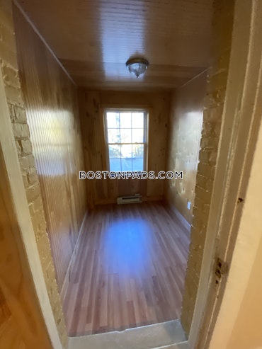 Boston - 4 Beds, 2 Baths