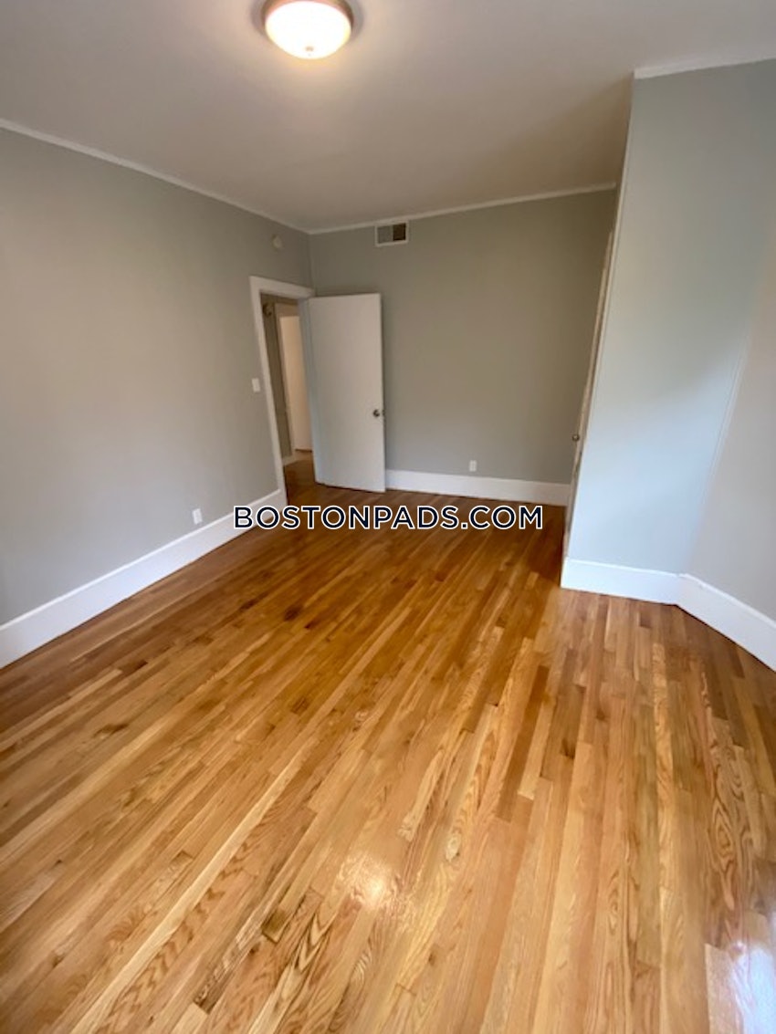 BOSTON - DORCHESTER - CENTER - 3 Beds, 1 Bath - Image 11