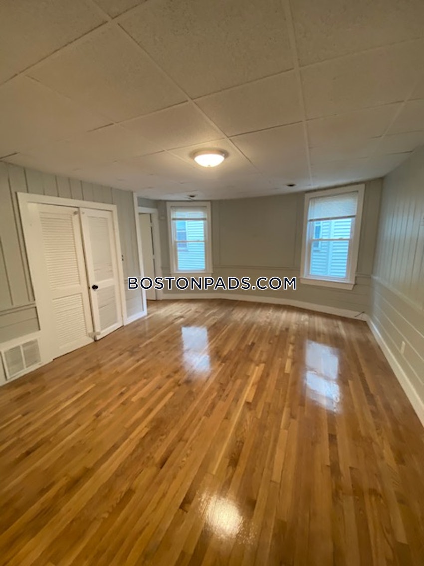 BOSTON - DORCHESTER - CENTER - 3 Beds, 1 Bath - Image 5