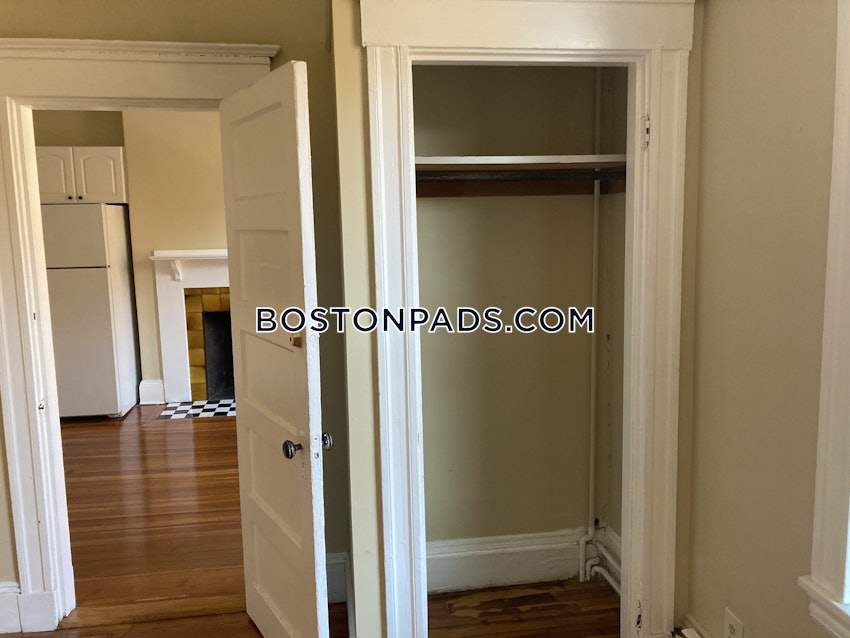 BROOKLINE- LONGWOOD AREA - 2 Beds, 1 Bath - Image 33