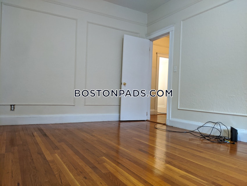 BOSTON - BRIGHTON - CLEVELAND CIRCLE - 1 Bed, 1 Bath - Image 6