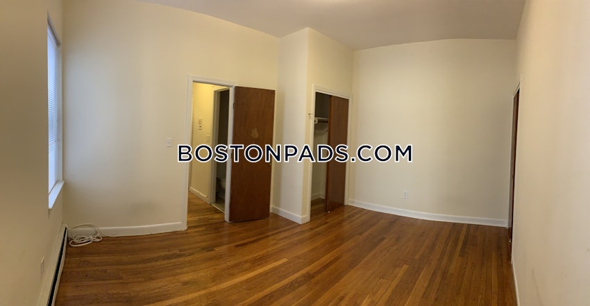 BOSTON - ALLSTON - 1 Bed, 1 Bath - Image 13