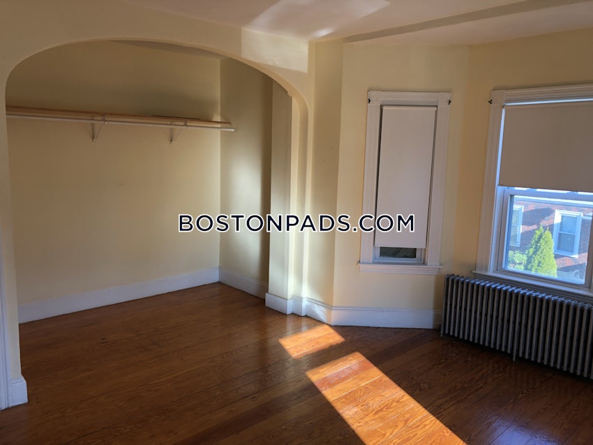 BOSTON - BRIGHTON - NORTH BRIGHTON - 3 Beds, 1 Bath - Image 10