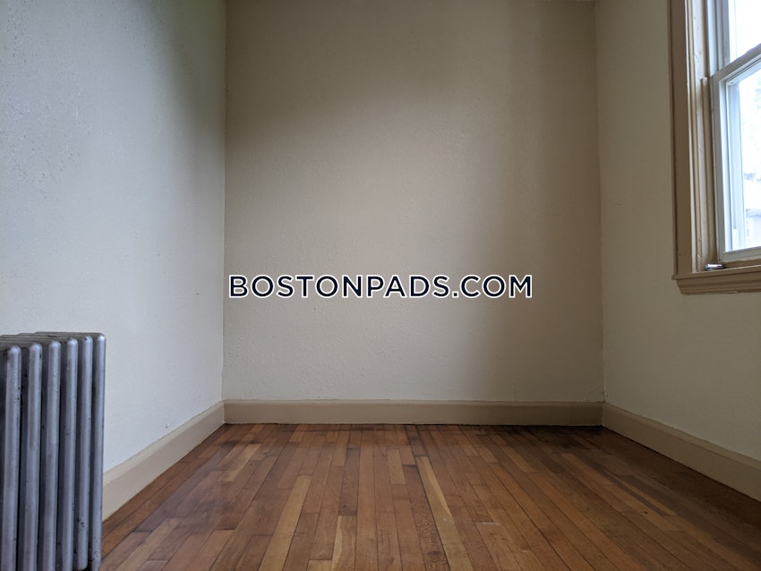 BOSTON - DORCHESTER - GROVE HALL - 5 Beds, 2 Baths - Image 3