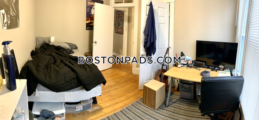 BOSTON - MISSION HILL - 4 Beds, 1 Bath - Image 14
