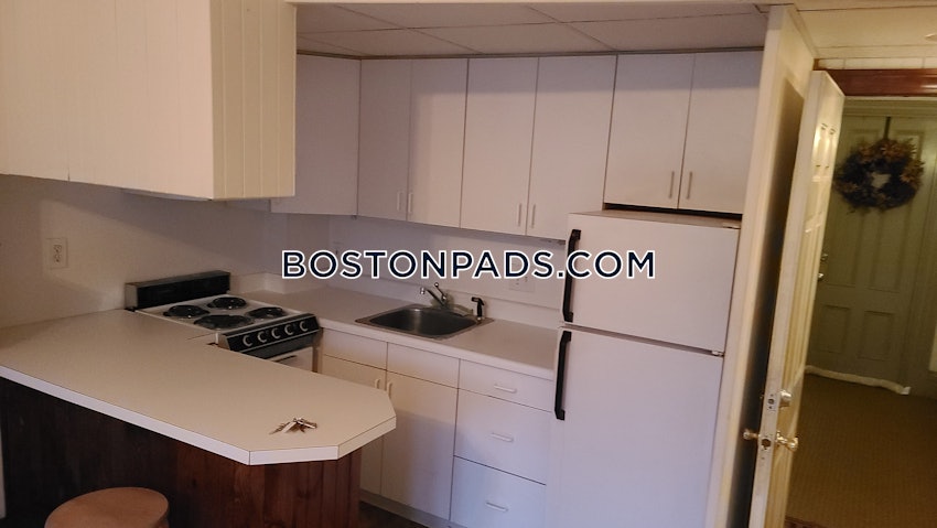 BOSTON - BACK BAY - 1 Bed, 1 Bath - Image 9