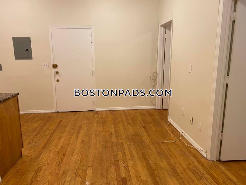 BOSTON - NORTHEASTERN/SYMPHONY - 2 Beds, 1 Bath - Image 4