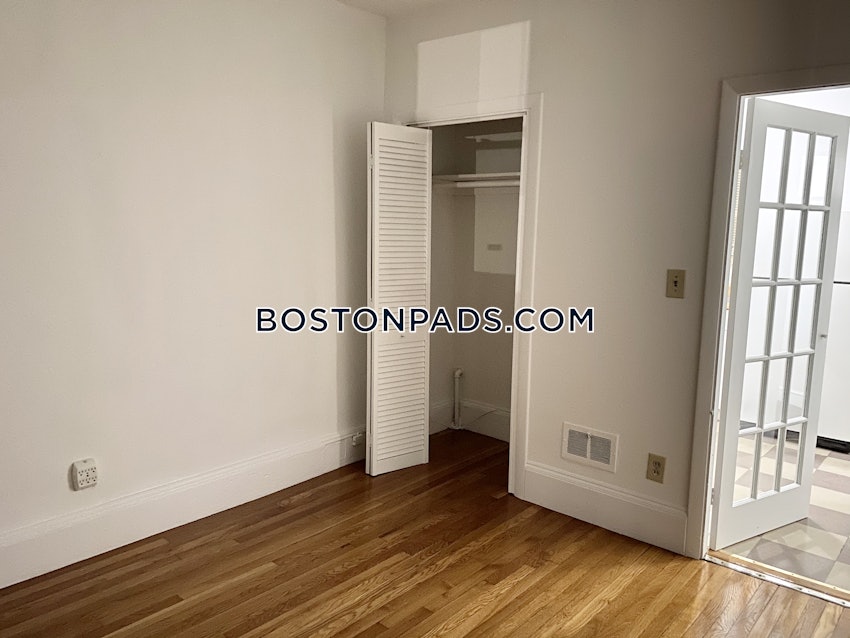 BOSTON - BRIGHAM CIRCLE - 1 Bed, 1 Bath - Image 6