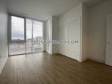 Boston - 2 Beds, 2 Baths