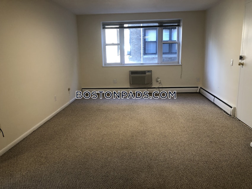 BROOKLINE- COOLIDGE CORNER - 2 Beds, 1 Bath - Image 4