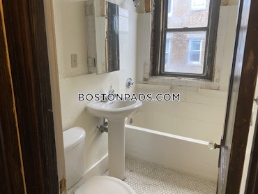 Boston - 2 Beds, 1 Baths