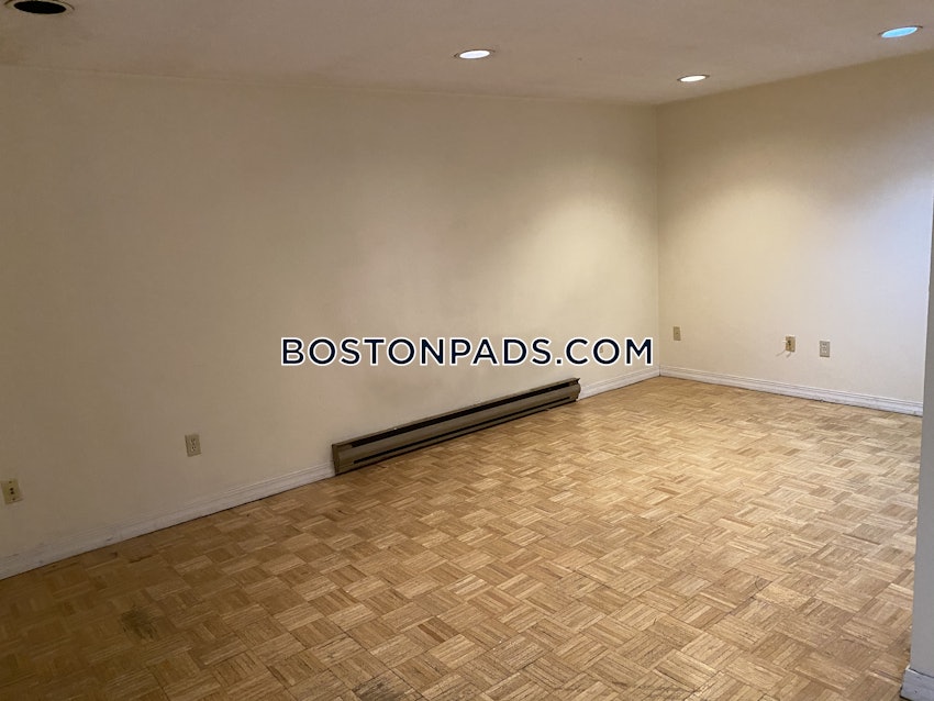 BOSTON - ALLSTON/BRIGHTON BORDER - 2 Beds, 1 Bath - Image 4