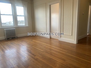 Boston - 1 Beds, 1 Baths