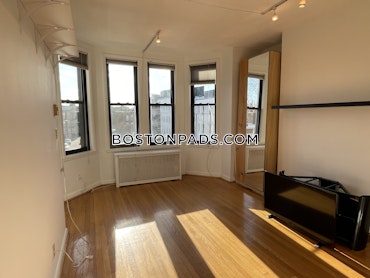 Boston - 1 Beds, 1 Baths