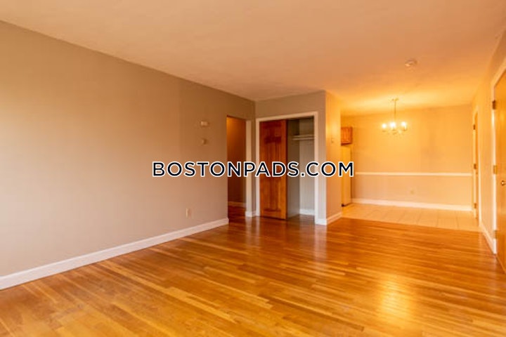 newton-1-bed-1-bath-newton-auburndale-2450-4550207 